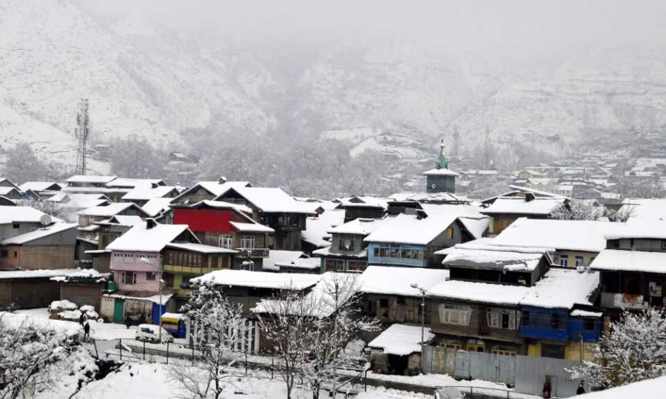 जम्मू-कश्मीर में और भी बढ़ सकती है ठंड, बर्फबारी और बारिश की संभावना